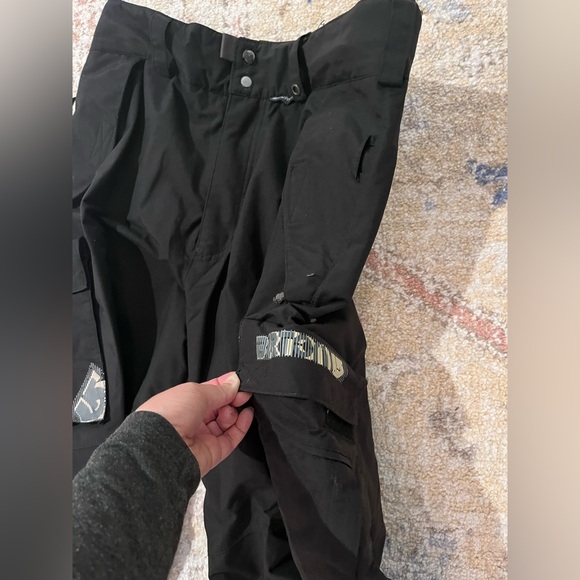 Burton Men's Black Snowboard Pants - Picture 2 of 4